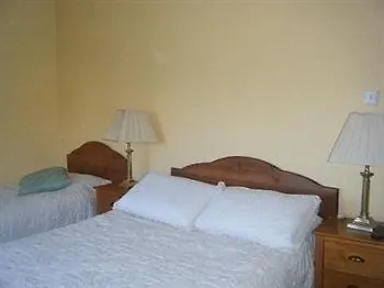 Brooklodge فندق مبيت وإفطار